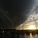 Sturm im Hafen sicher überstehen