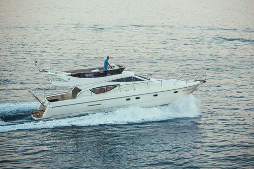 Ferretti Yachts Group 460i
