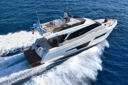 Ferretti Yachts Group 500