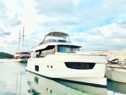 Absolute Yachts Navetta 58