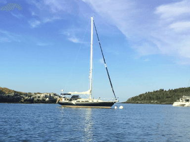 Ericson Yachts 38